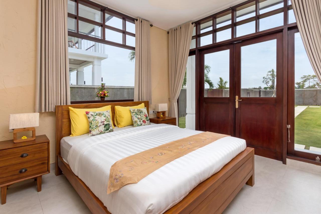 Villa Besakih 5Br, 5 Mins To Beach - Canggu Exteriör bild