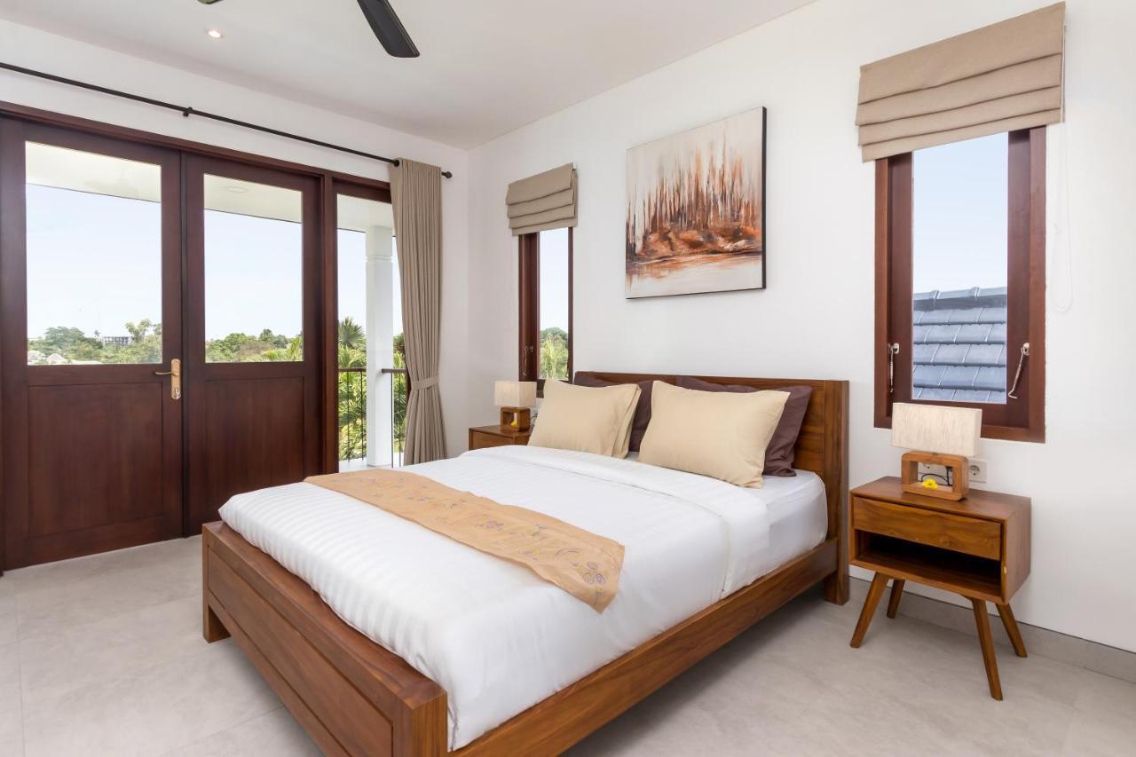 Villa Besakih 5Br, 5 Mins To Beach - Canggu Exteriör bild