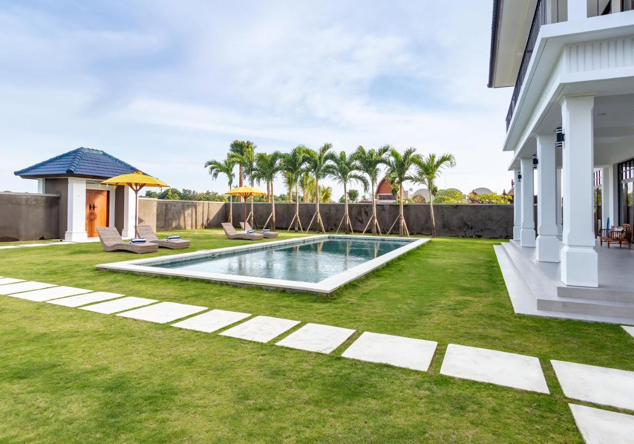 Villa Besakih 5Br, 5 Mins To Beach - Canggu Exteriör bild