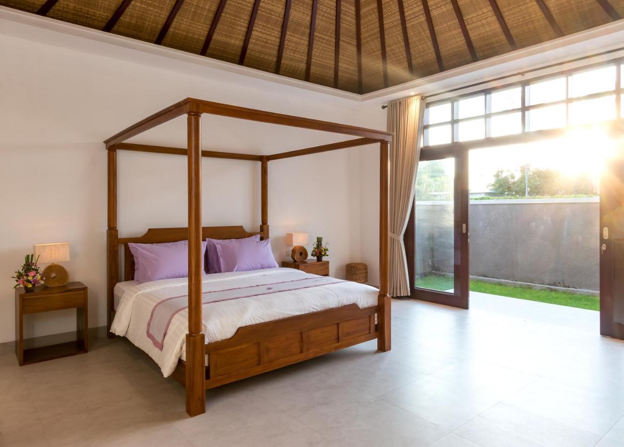 Villa Besakih 5Br, 5 Mins To Beach - Canggu Exteriör bild