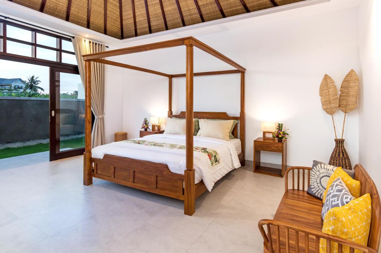 Villa Besakih 5Br, 5 Mins To Beach - Canggu Exteriör bild