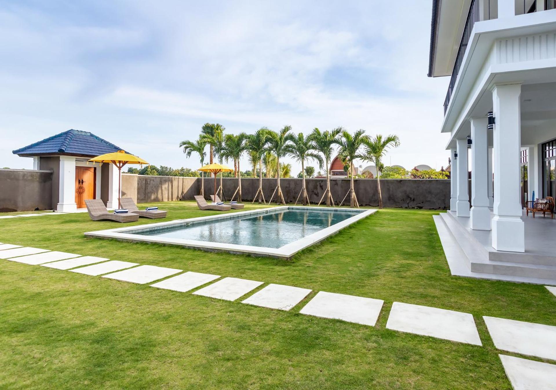 Villa Besakih 5Br, 5 Mins To Beach - Canggu Exteriör bild